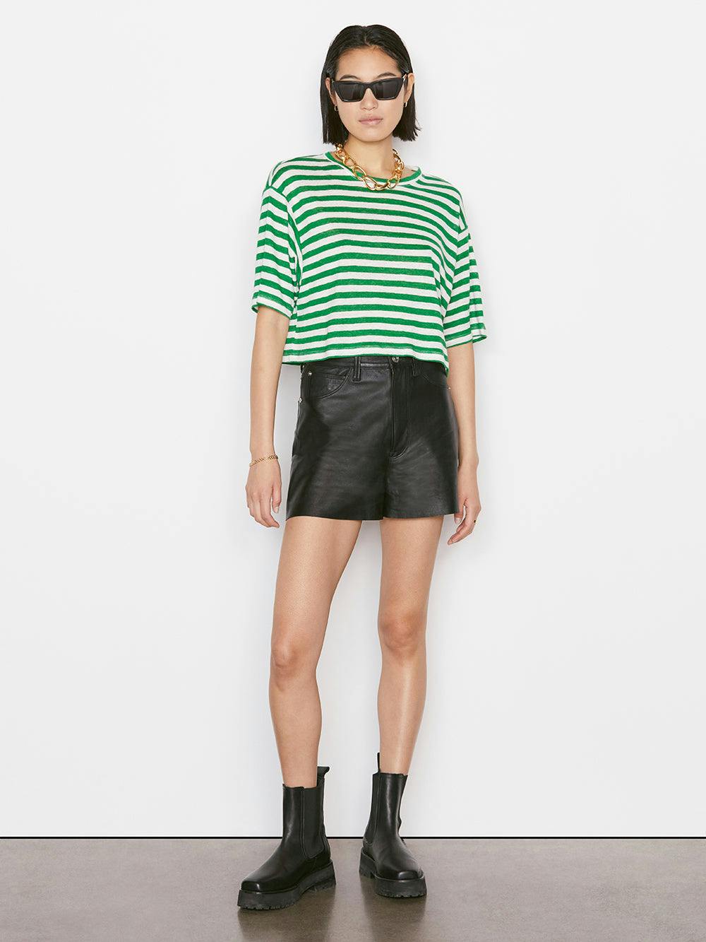 tee full body view alt:hover